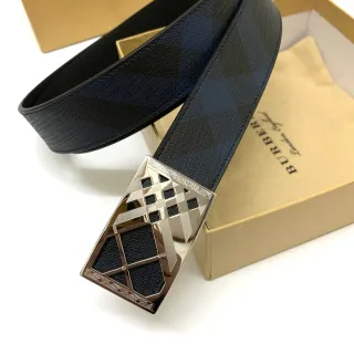 Burberry Knight Check Reversible Leather Belt