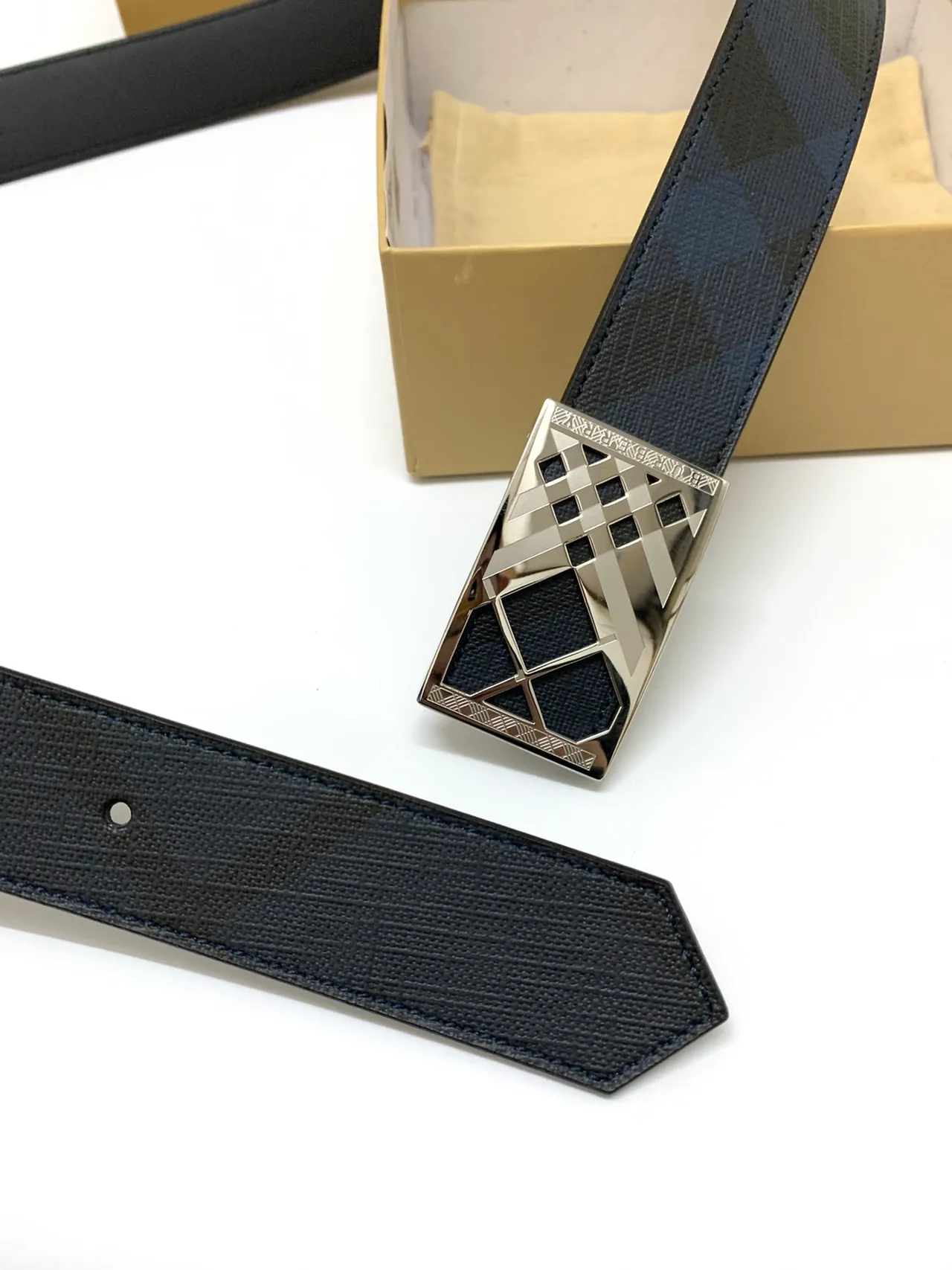 Burberry Knight Check Reversible Leather Belt 9