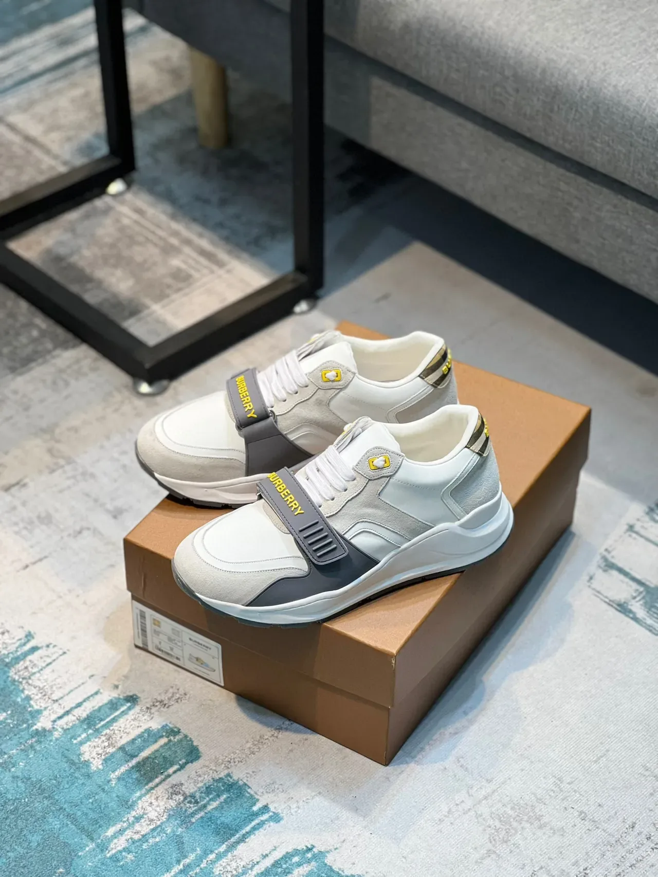 Burberry Knight Branco Cinza sola do meio upper de material misto tênis chunky 7