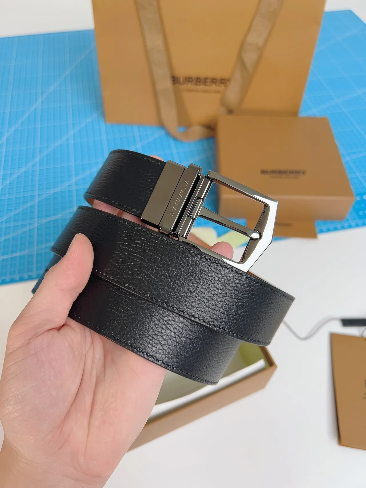 Burberry Reversible Buckle Black Pebbled Leather Belt 6