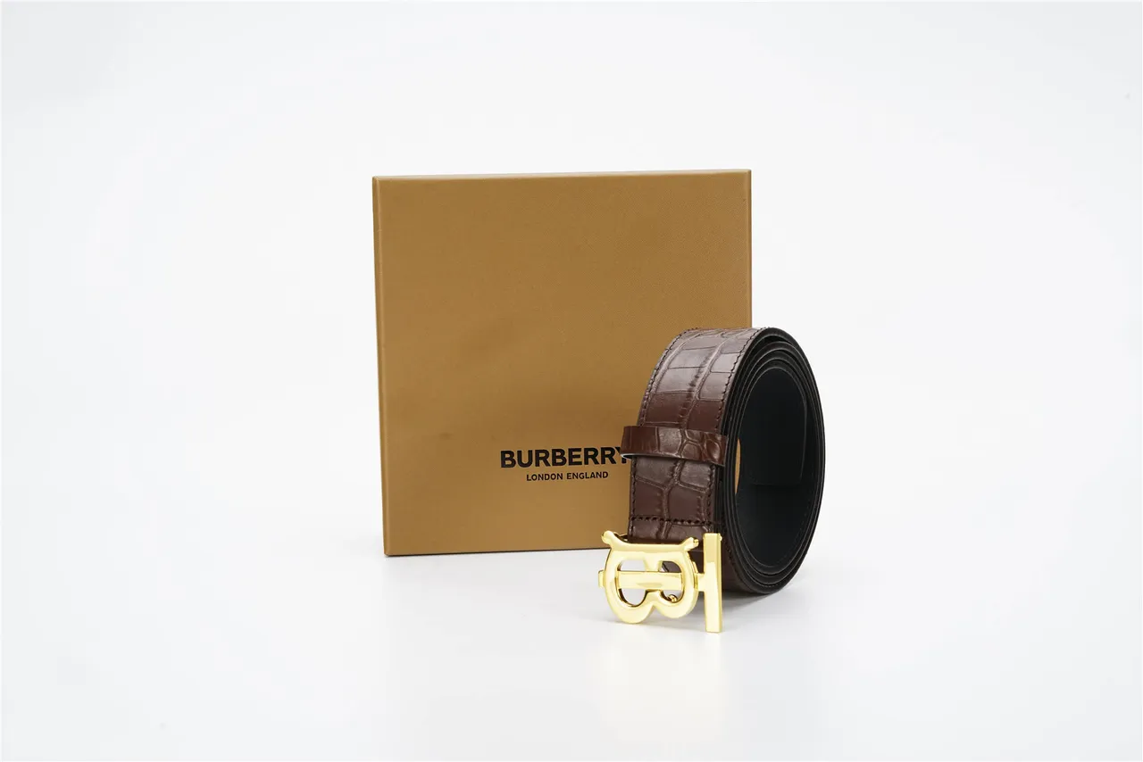 Burberry TB Belt Ceinture en cuir marron embossée crocodile 5