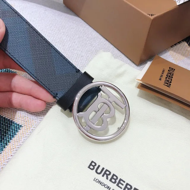 Burberry TB Ceinture Navy Blue et Black Check en Cuir 6