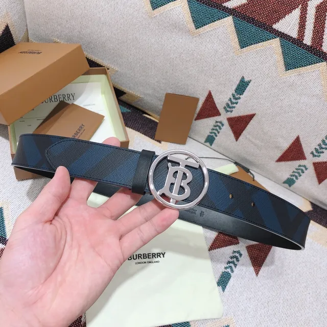 Burberry TB Ceinture Navy Blue et Black Check en Cuir 8