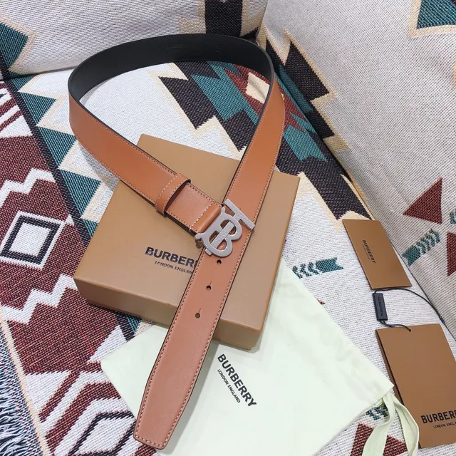 Burberry TB ট্যান চামড়ার বেল্ট 3