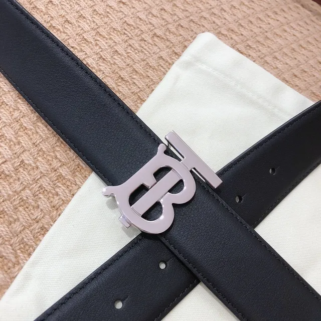 Burberry TB Monogram Belt حزام جلد أسود وبني 7