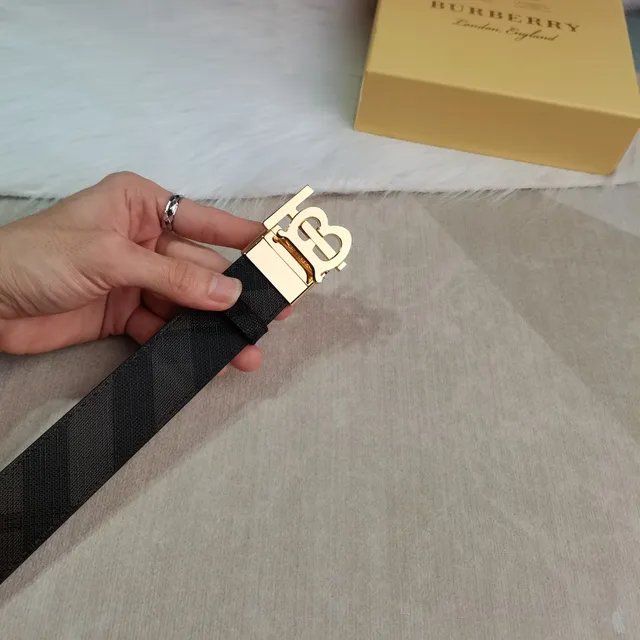 Burberry TB Monogram Ceinture en cuir avec boucle dorée 2