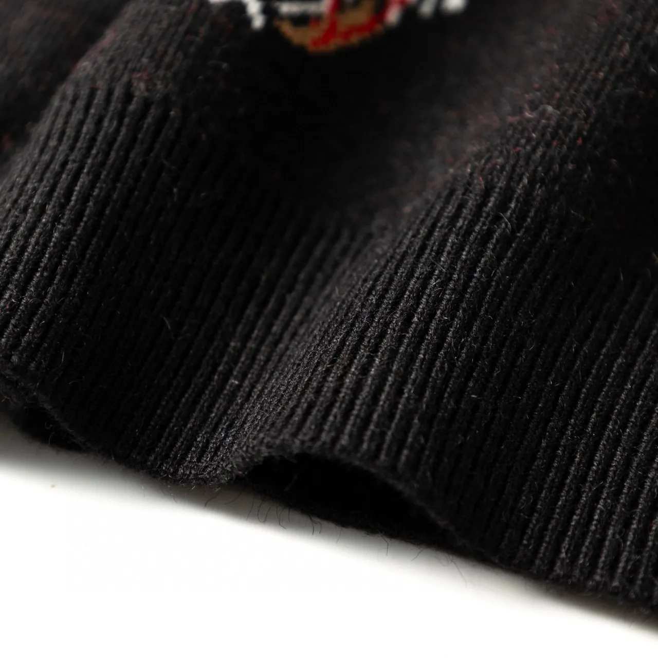 Burberry Tiger Intarsia Knit Sweater and Logo Jogger Tracksuit 8