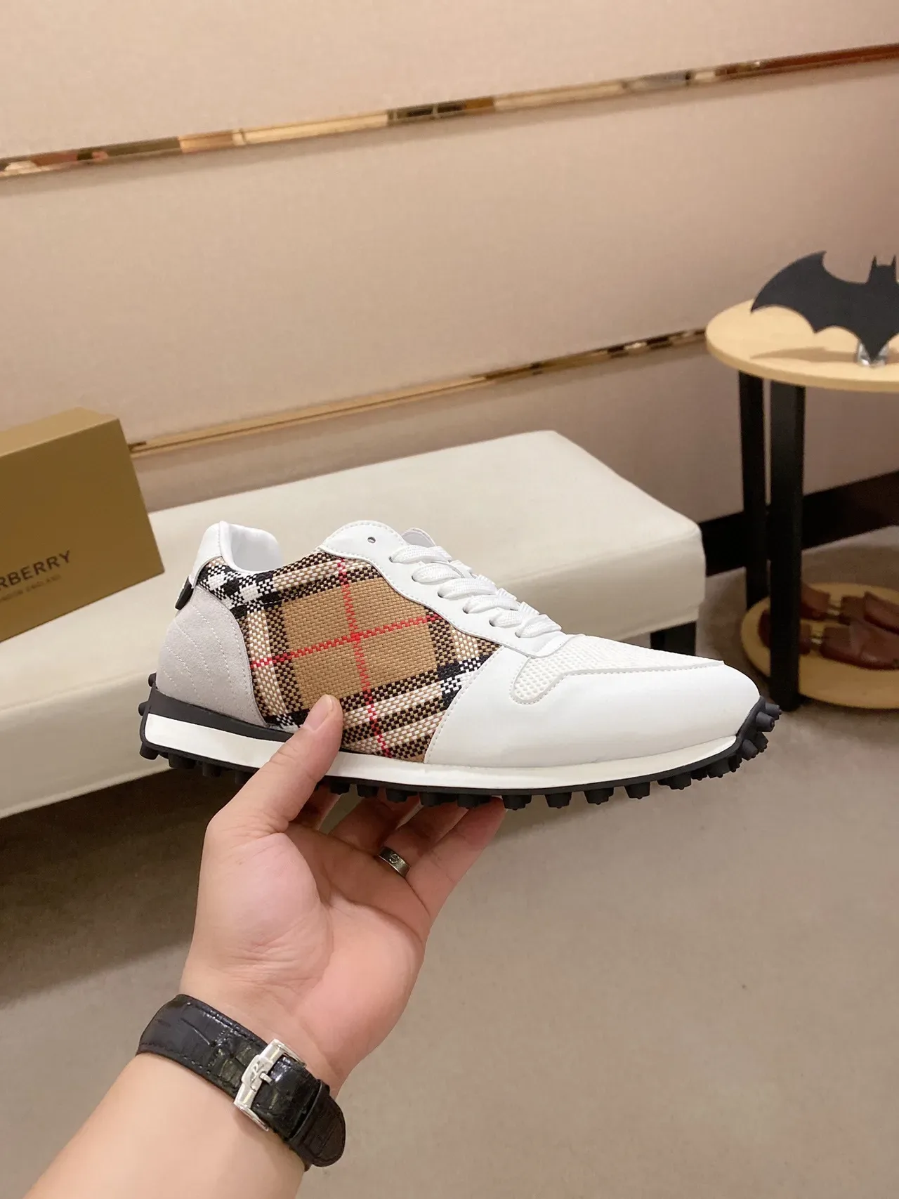 Burberry White Beige Check-Pattern Side Panel Perforated Mesh Toe Lifestyle Sneakers 7