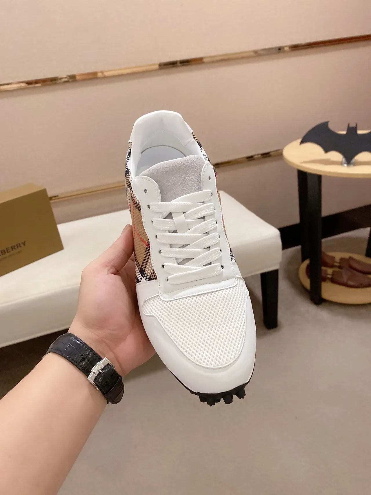 Burberry White Beige Check-Pattern Side Panel Perforated Mesh Toe Lifestyle Sneakers 9