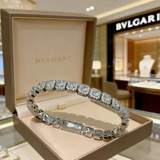 Bvlgari 铰接帕维光环方形切割宝石手链