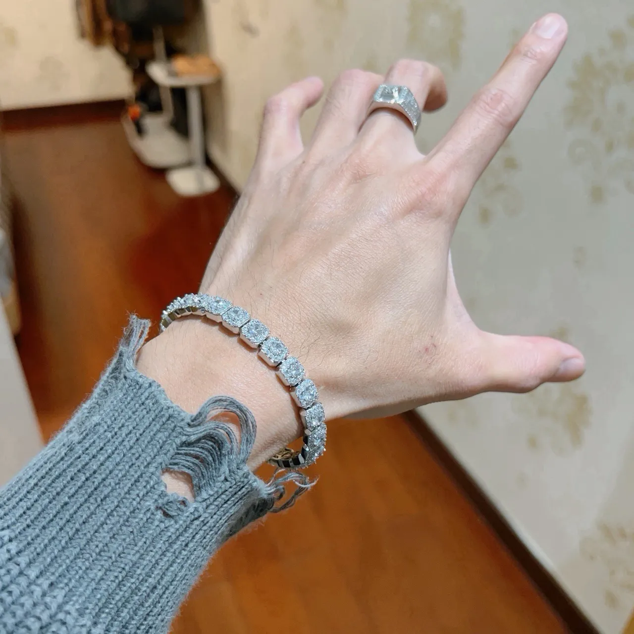 Bvlgari Bracelet de Pierre Taille Carrée Halo Pavé Articulé 4