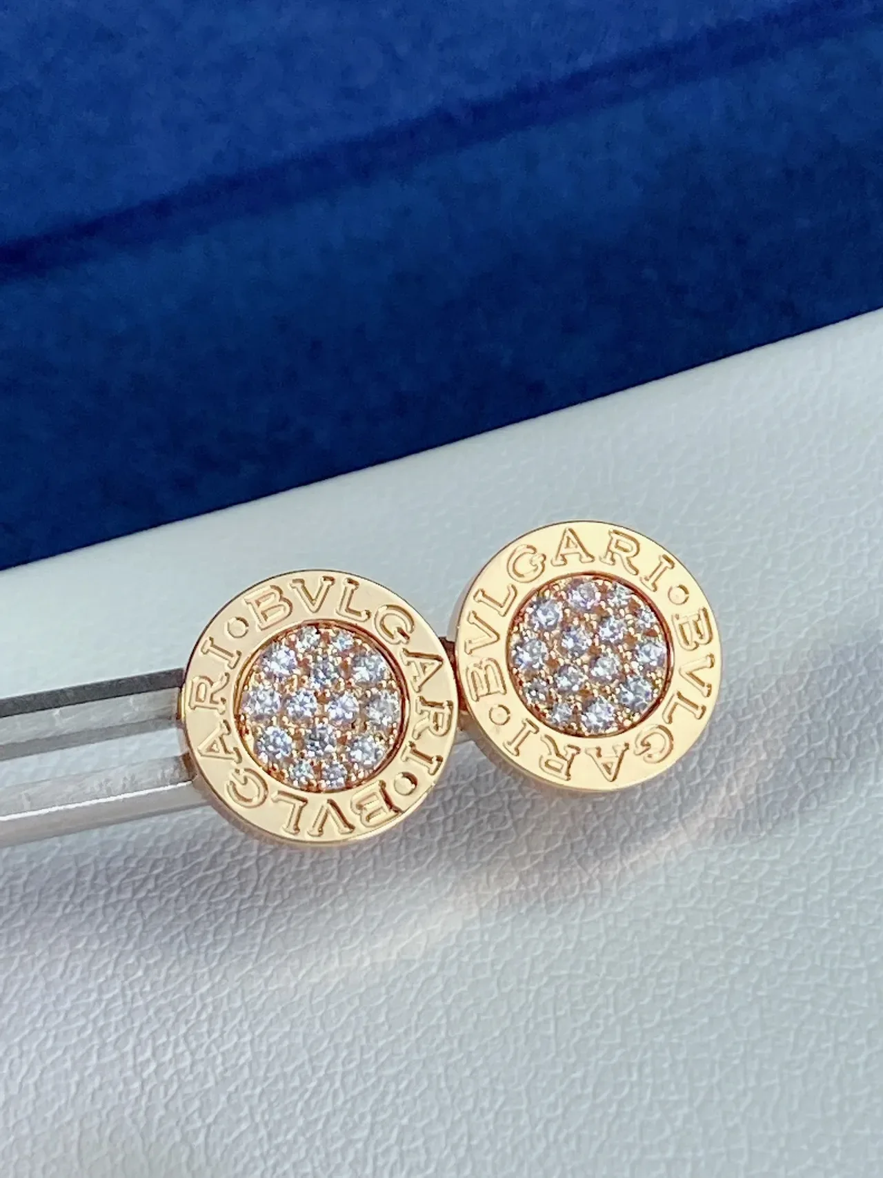 Bvlgari B.zero1 Pavé Crystal Circular Stud Earrings 6