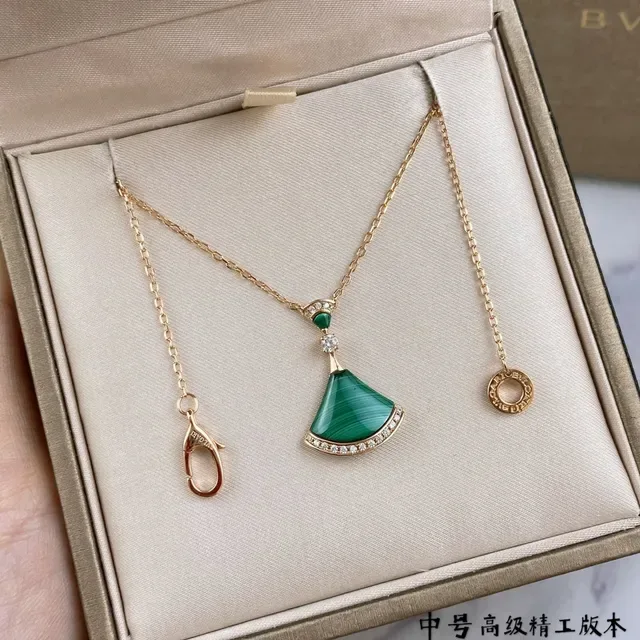 Bvlgari Divas’ Dream Collier malachite et diamant en forme d'éventail 8