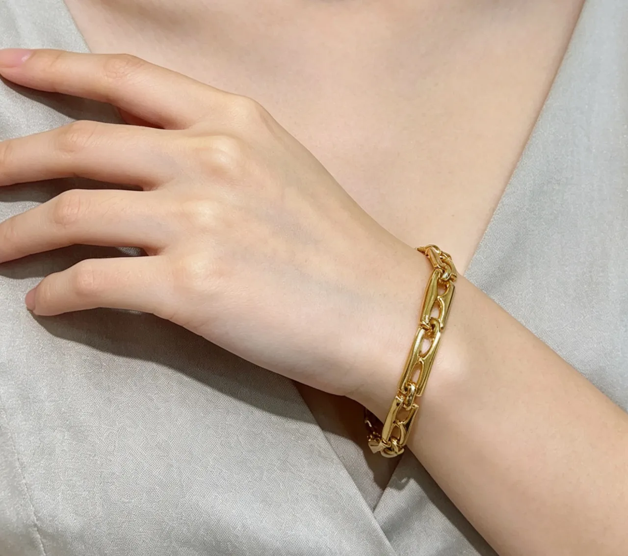 Bvlgari Gold Geometric Interlocking Link Bracelet 3