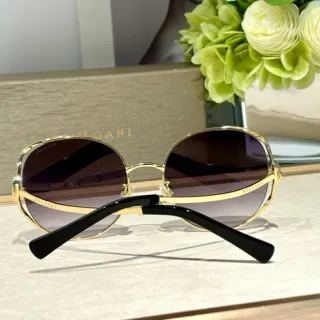 Bvlgari ওভাল সোনা এবং কালো গ্র্যাডিয়েন্ট লেন্স সানগ্লাস