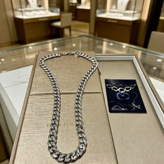 Bvlgari Pavé-Set Curb-Link Chain Necklace