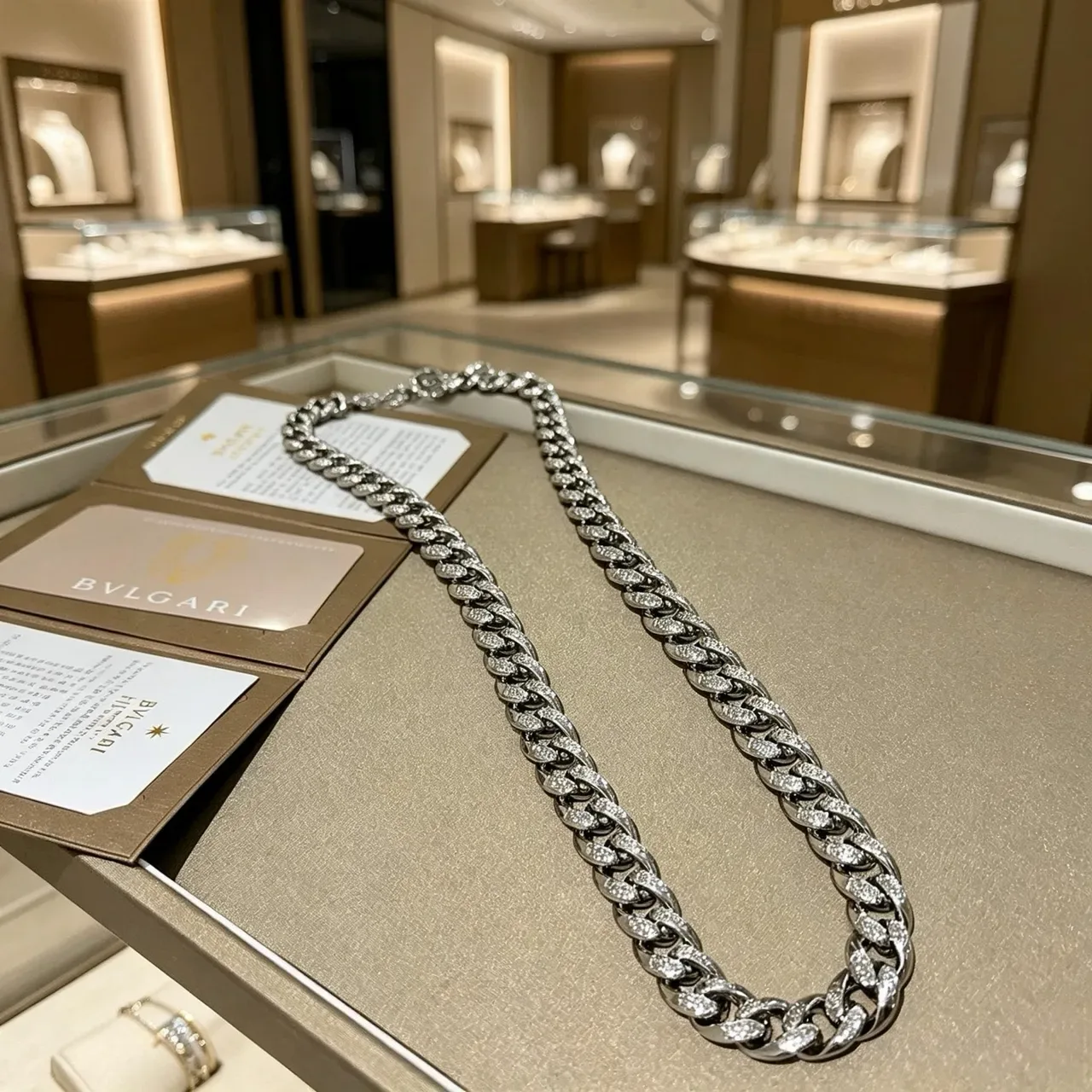 Bvlgari Pavé-Set Curb-Link Chain Necklace 3