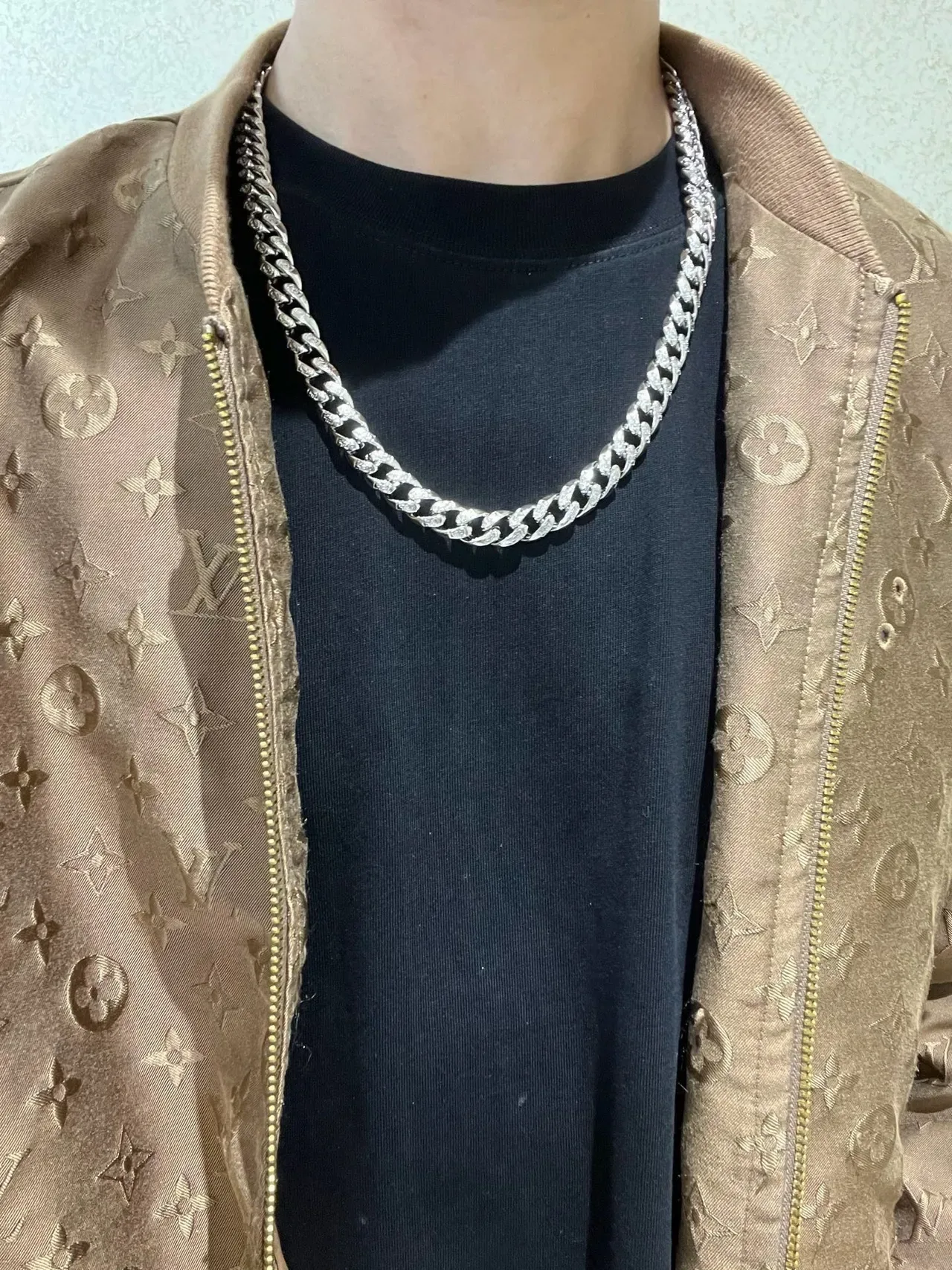 Bvlgari Pavé-Set Curb-Link Chain Necklace 8