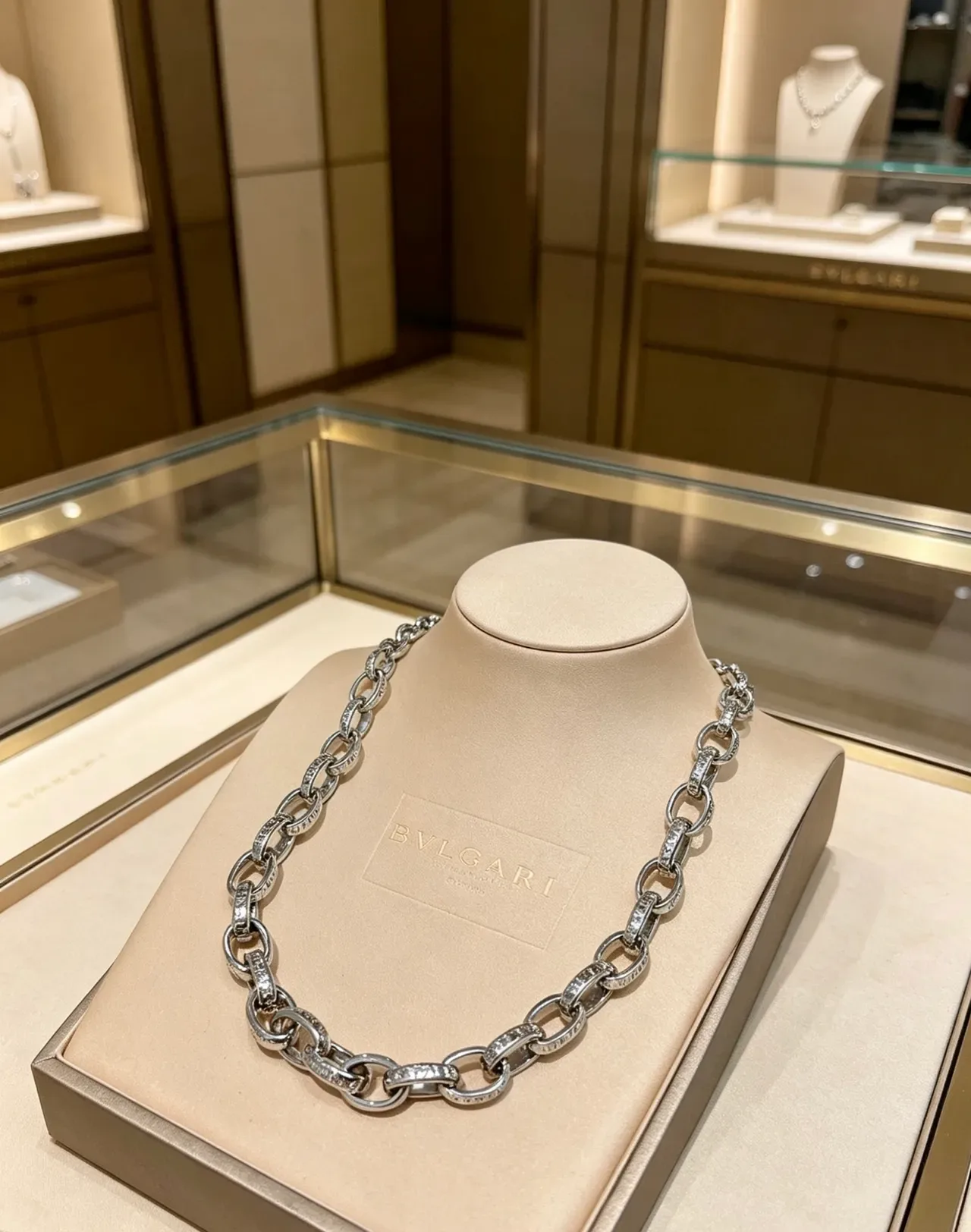 Bvlgari Pavé-Set উত্কীর্ণ লিংক চেইন নেকলেস 4