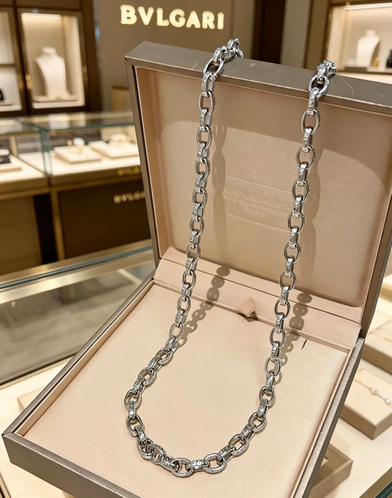 Bvlgari Pavé-Set উত্কীর্ণ লিংক চেইন নেকলেস 9