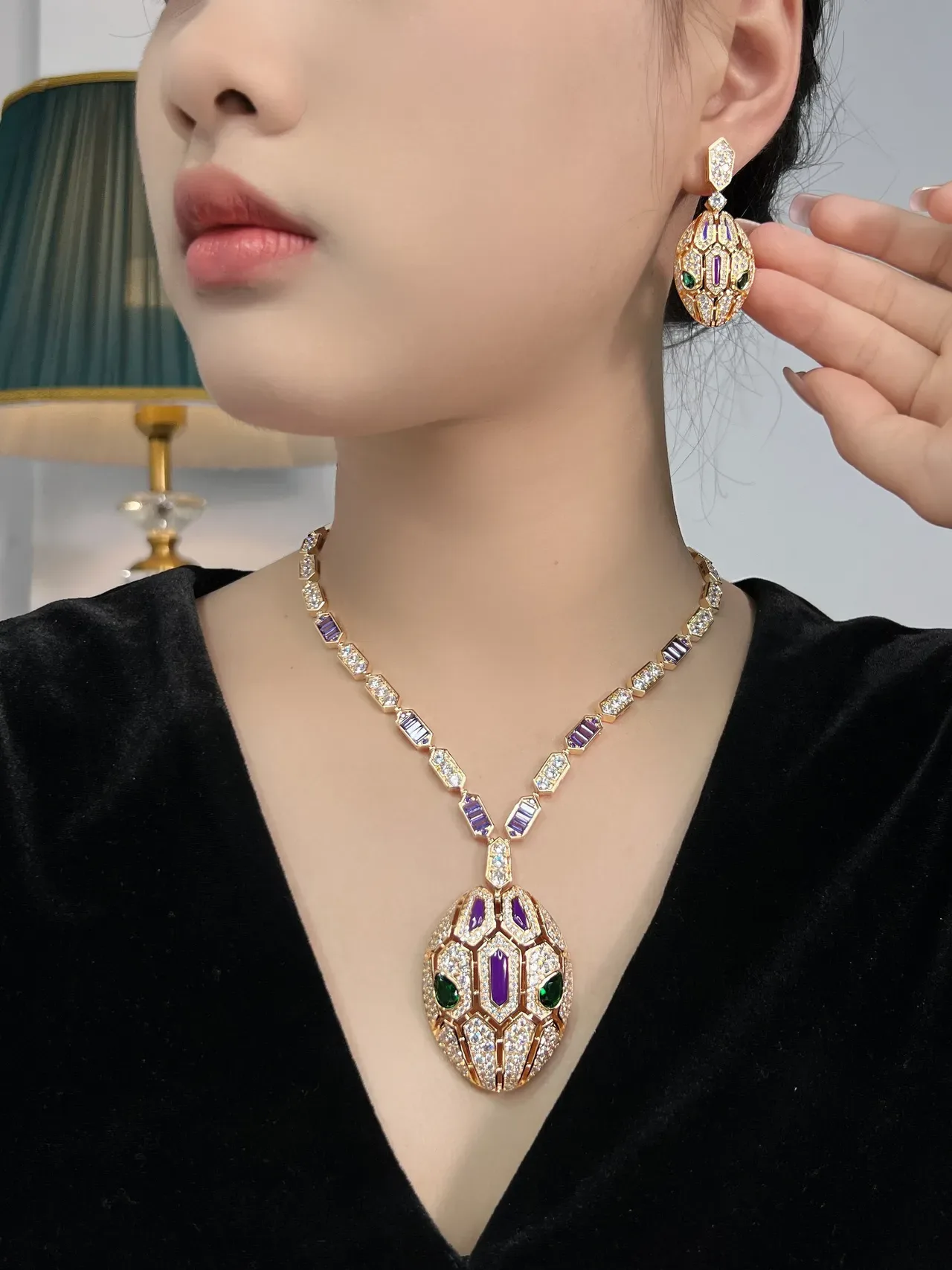 Bvlgari Collier Diamants Pavé-Set Geometric Tessellated Violet Vert 3