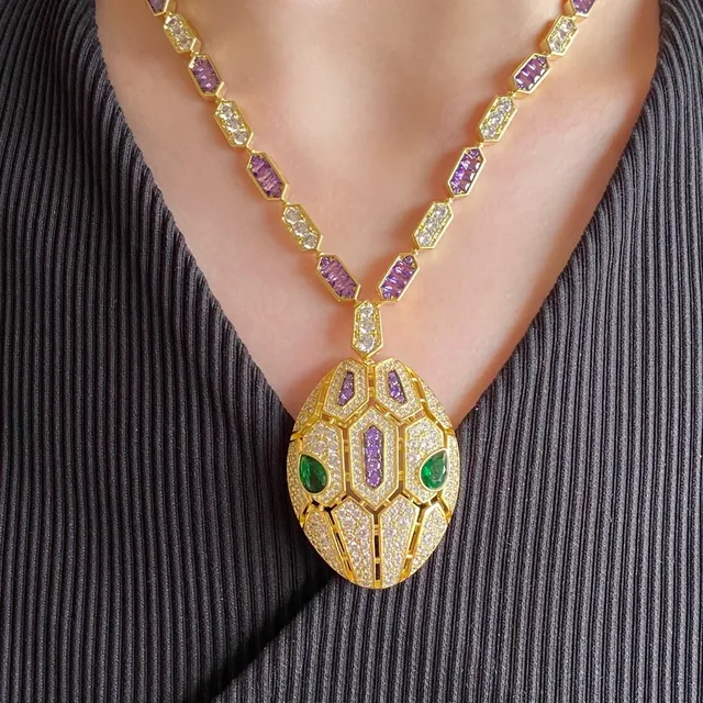 Bvlgari Serpenti Échelle Hexagonale Œil d'Émeraude Or Rose Améthyste Collier de Diamants 9