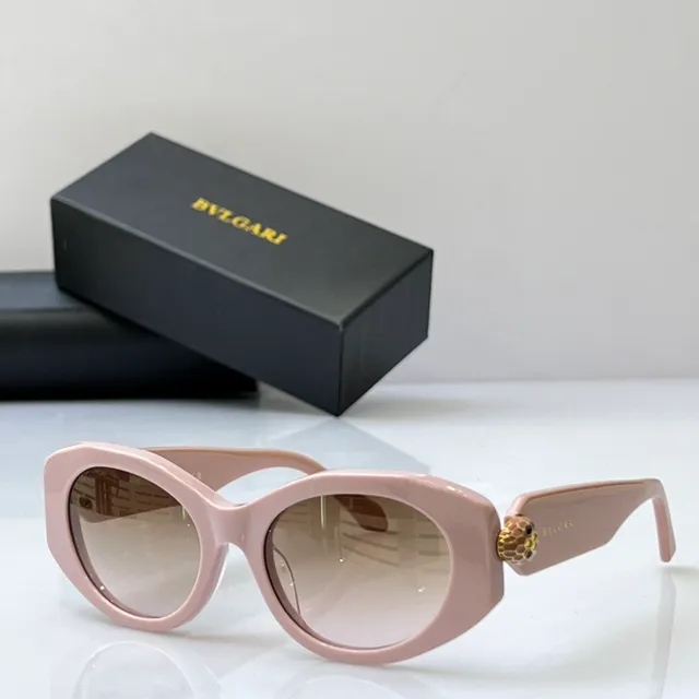 Bvlgari Serpenti Lunettes de Soleil Ovales en Acétate Blanc 9