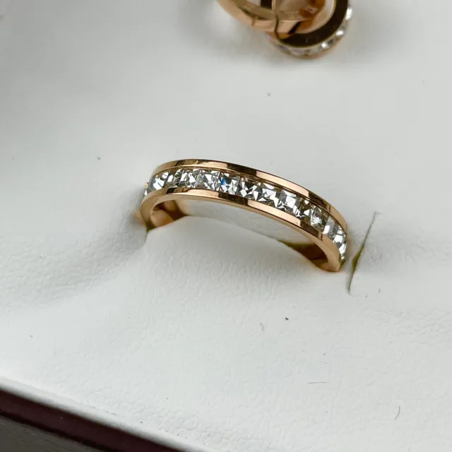 Cartier Ballon Bleu ذهبي أبيض وردي الزخرفة نمط الحلقة المتشابكة قلادة 4