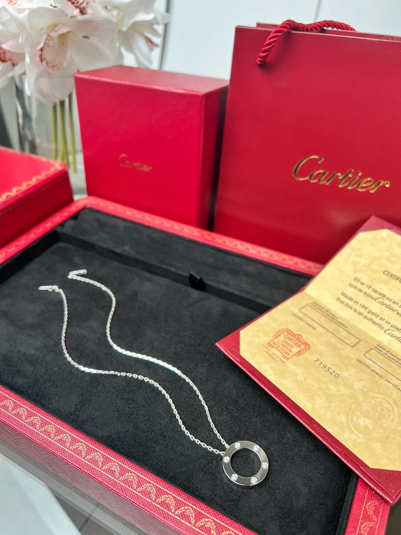 Cartier Juste un Clou গোলাকার পেন্ডেন্ট নেকলেস 8
