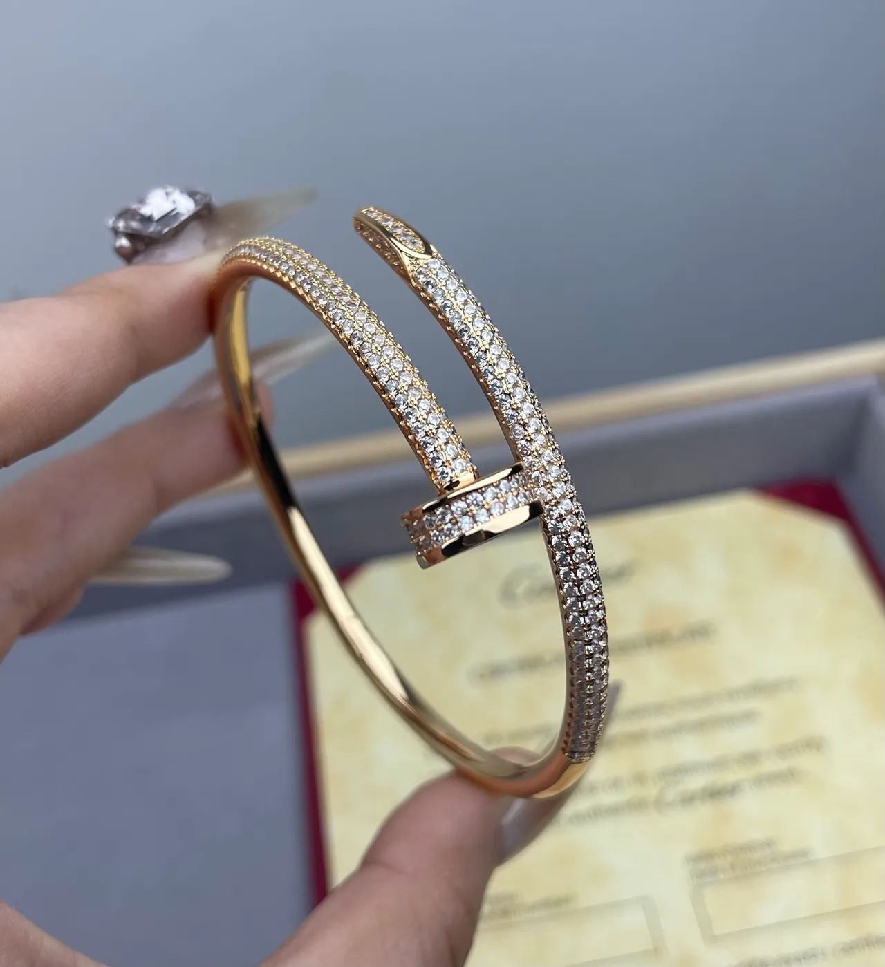 Cartier Juste un Clou Pavé ذهب ثنائي اللون سوارات مفتوحة 4