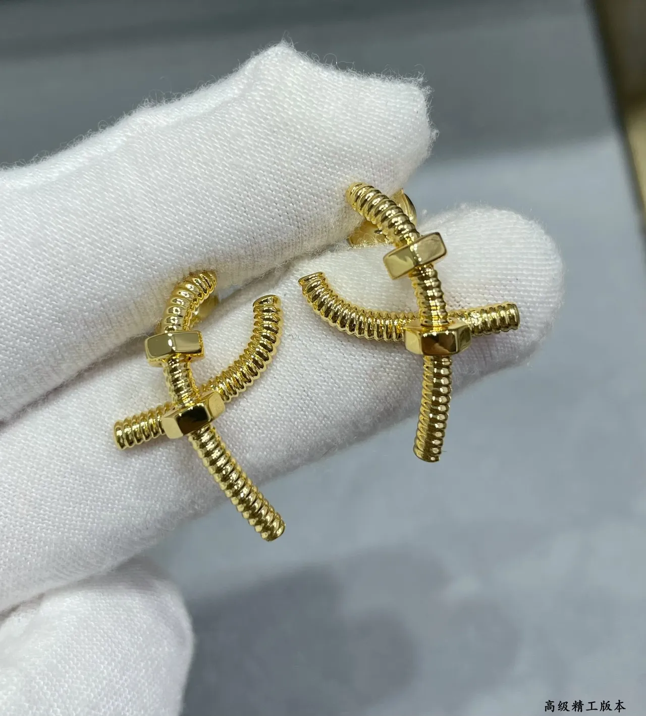 Cartier Juste un Clou نقش المسمار أقراط المسمار 8