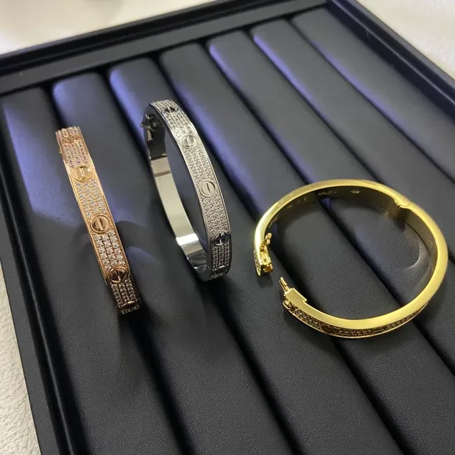 Bracelet Cartier Love Or et Argent à Bisagres Pavé 5
