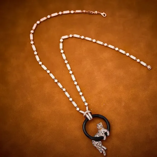 Cartier Panthère Black Gold Panther Motif Pavé-Set Stones Necklace 5