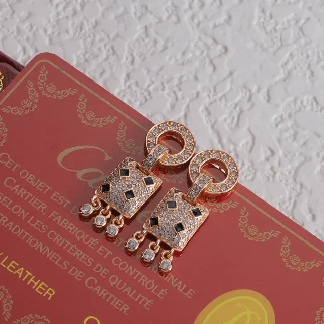 Boucles d'oreilles Cartier Or Rouge Pavé-Set Carrées 2