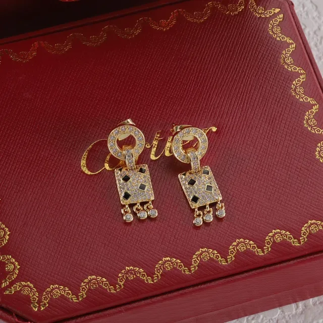 Boucles d'oreilles Cartier Or Rouge Pavé-Set Carrées 7