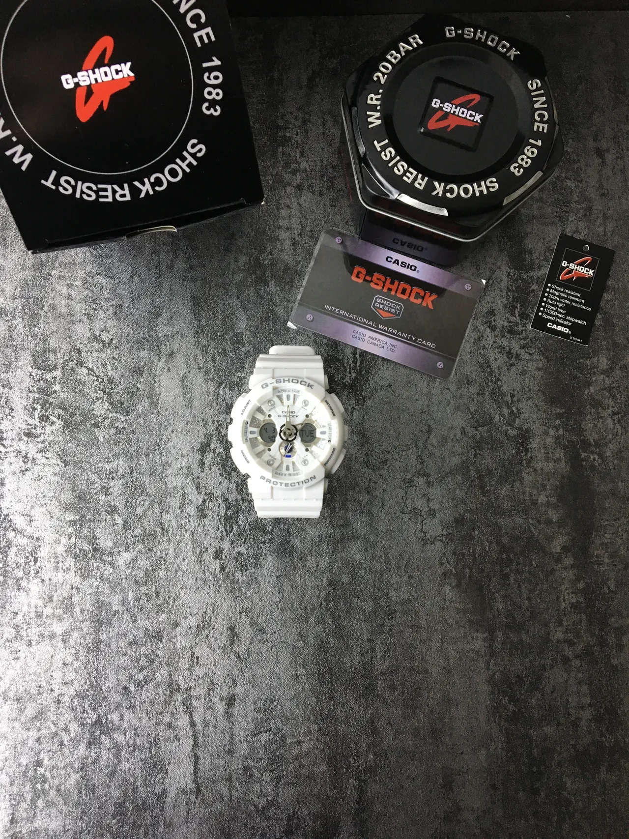 Casio G-Shock GA-100 白色 粗犷 模拟数字 运动手表 2