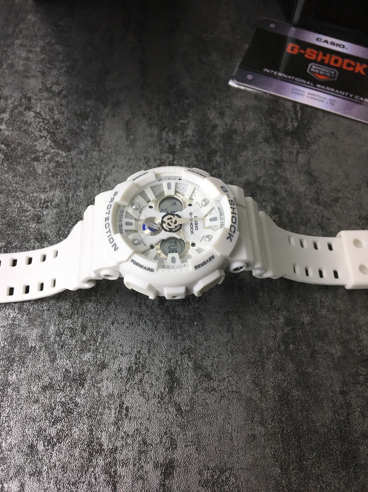 Casio G-Shock GA-100 白色 粗犷 模拟数字 运动手表 4