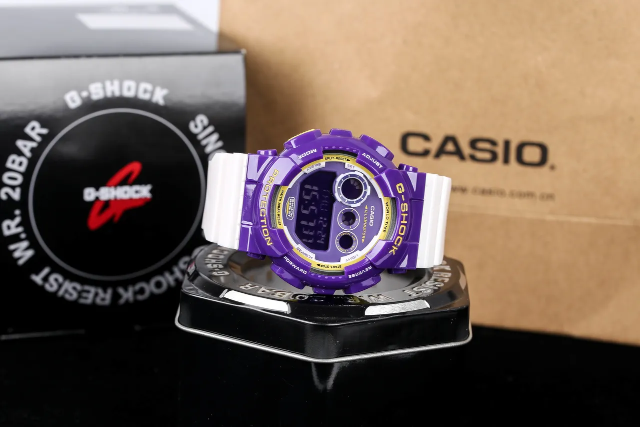 Casio G-SHOCK Purple and White Resin Sports Watch 8