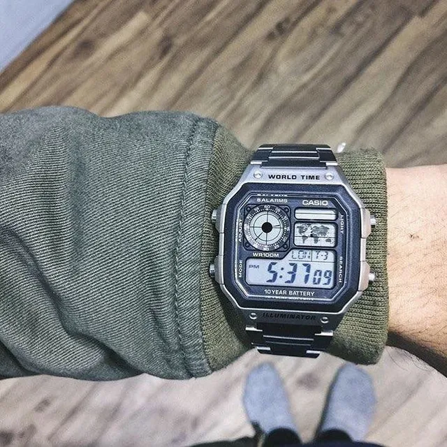 Casio Silver Black Stainless Steel Bracelet Octagonal Case Quartz Watch 9