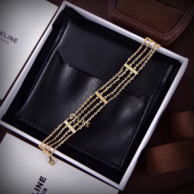 Celine Triomphe Multi-Chain Cross Motif pulsera 3