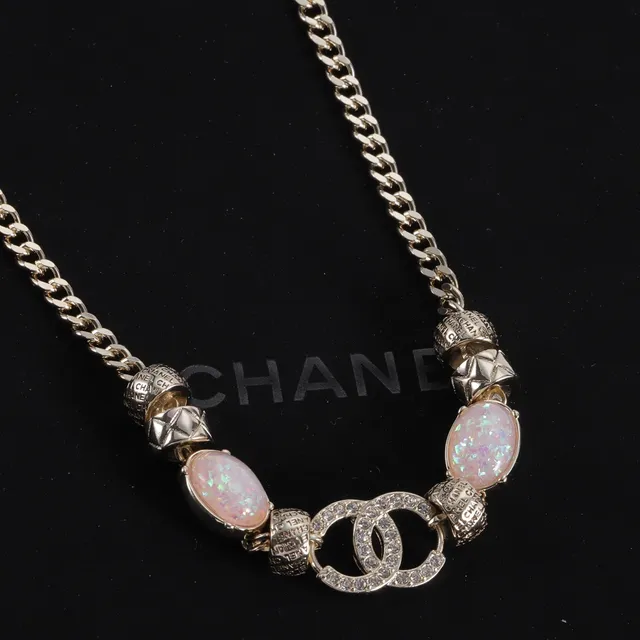 Chanel Black Gold Curb Chain White Camellia Flower Centerpiece Fashion Belt Bag 4