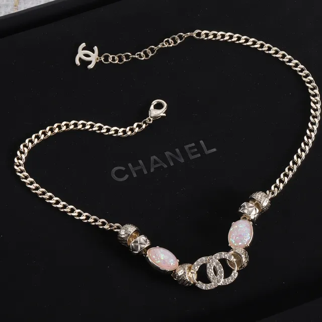 Chanel Black Gold Curb Chain White Camellia Flower Centerpiece Fashion Belt Bag 5