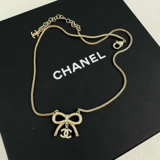 Chanel Bow Pendant Gold-Tone Chain Necklace