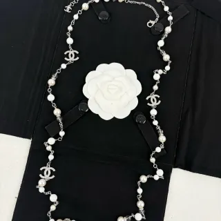 Chanel Camellia Pearl Necklace सफेद चांदी बुना श्रृंखला अलग ब्रोच माला