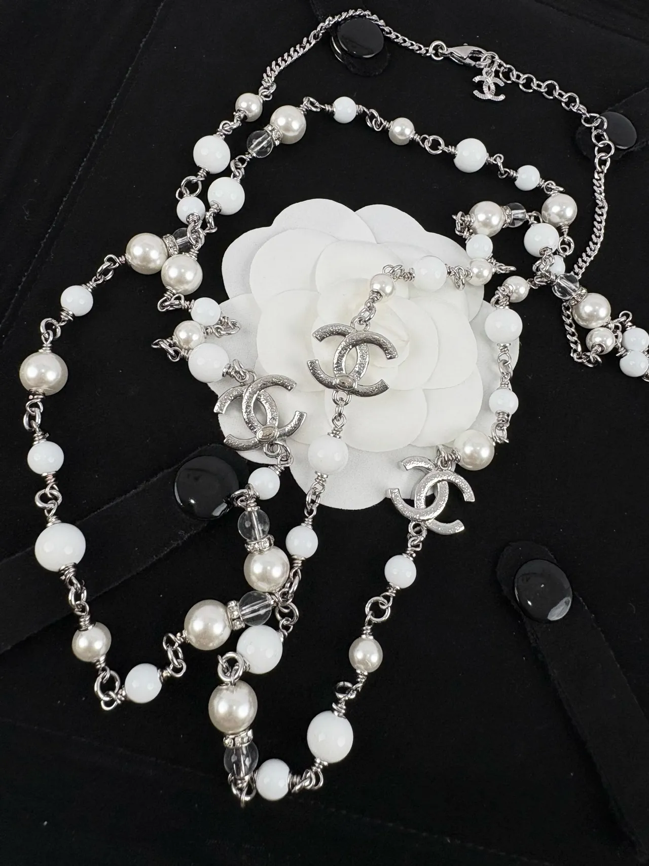 Chanel Camellia Pearl Necklace White Silver Beaded Chain Detachable Brooch Necklace 6