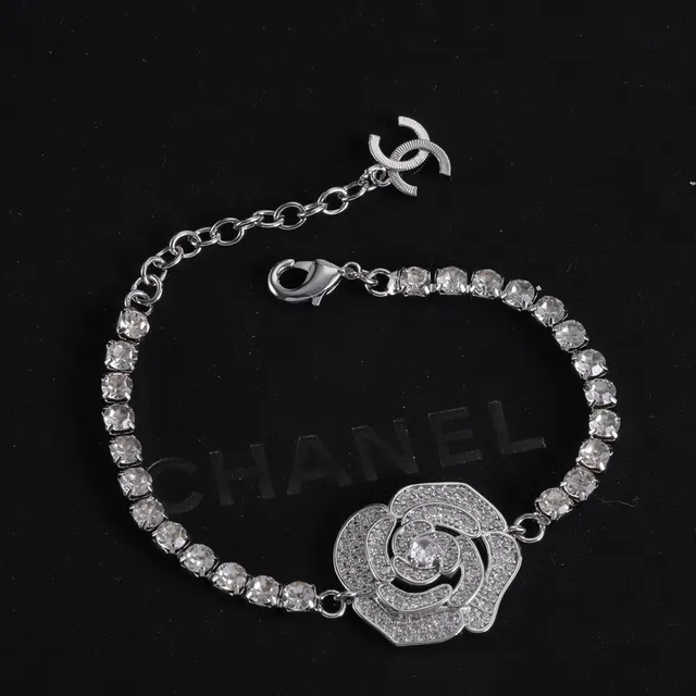 Chanel Camellia Rose Silver Transparent Pavé Crystal-Set Chain Interlocking CC Logo Clasp Necklace 2