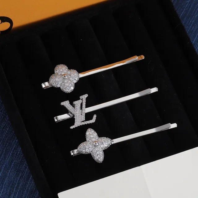 Chanel CC Bar Broche Or Métal Blanc Résine Effet Perle 2