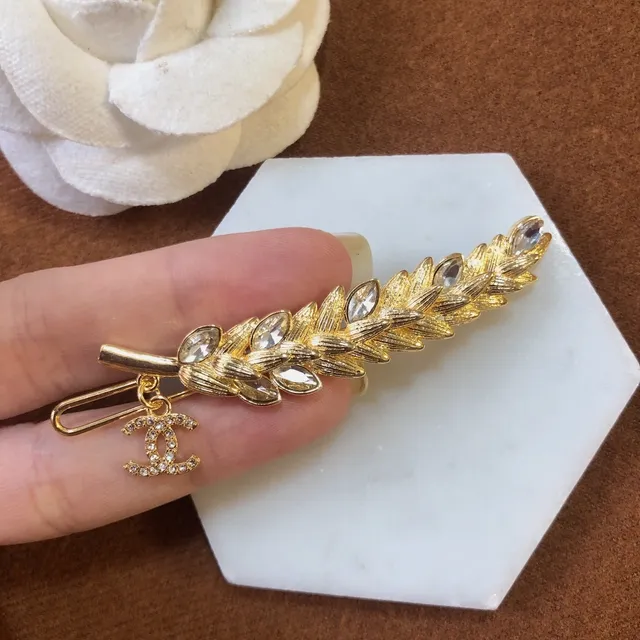 Chanel CC Bar Broche Or Métal Blanc Résine Effet Perle 11