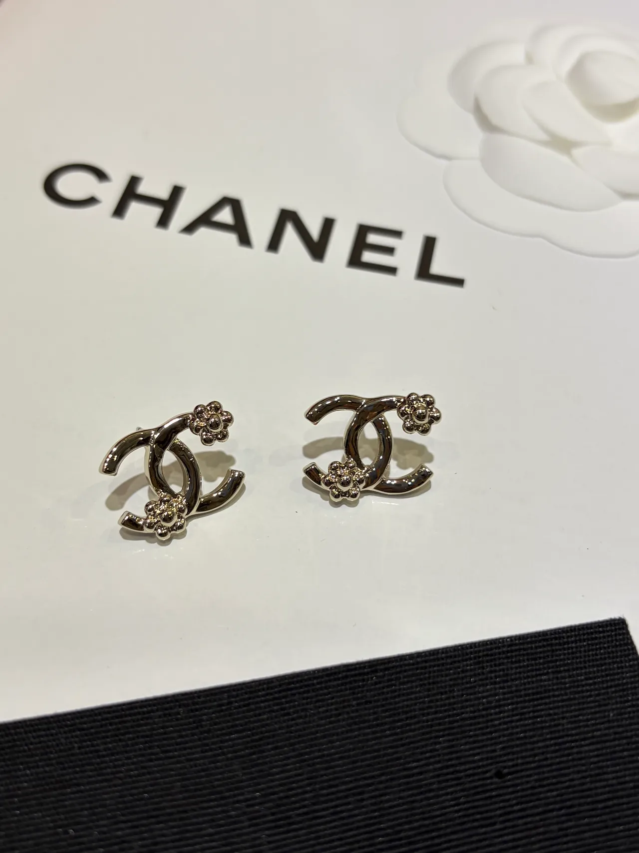 Chanel CC Camellia Gold-Tone Crystal Stud Earrings 5