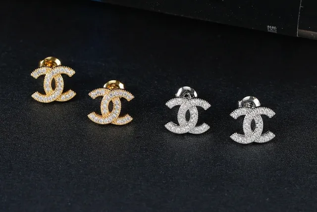 Chanel CC Logo Pavé Crystal Stud Earrings 3